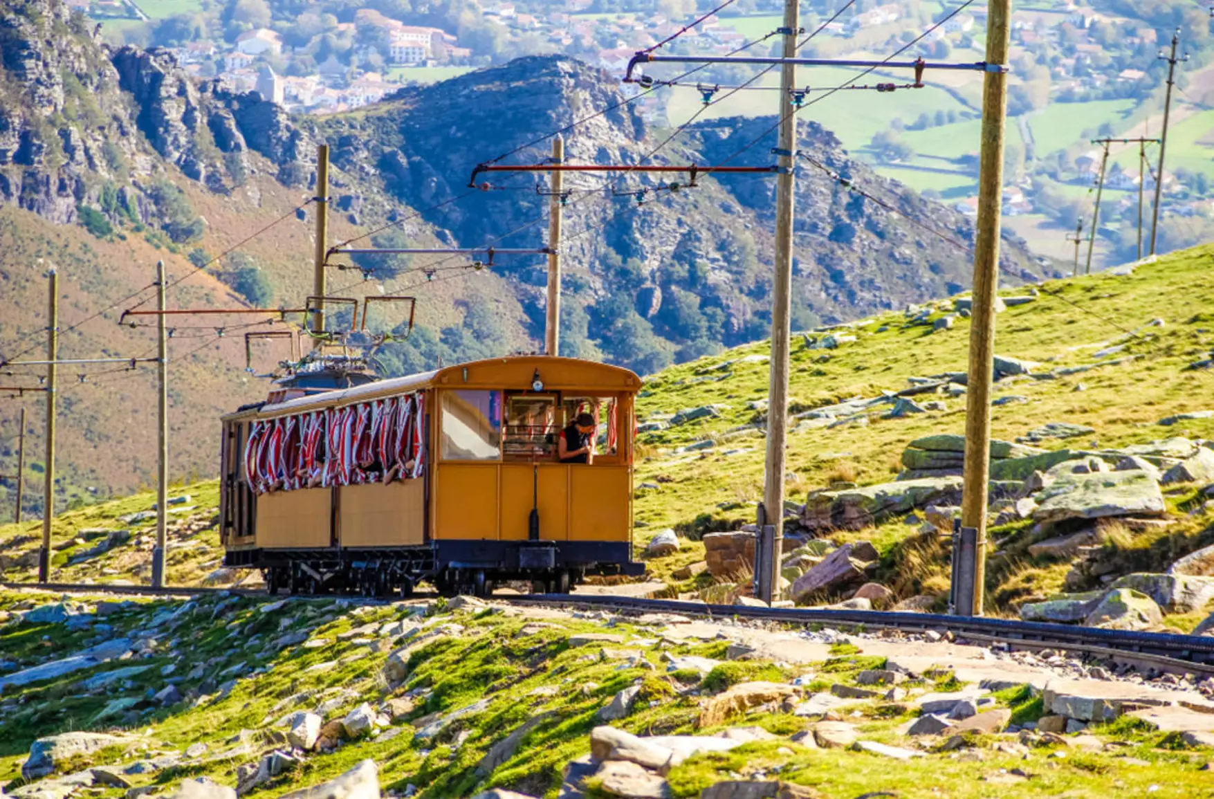 TREN DE LA RHUNE – SAN JUAN DE LUZ, BIARRITZ Y BAYONA