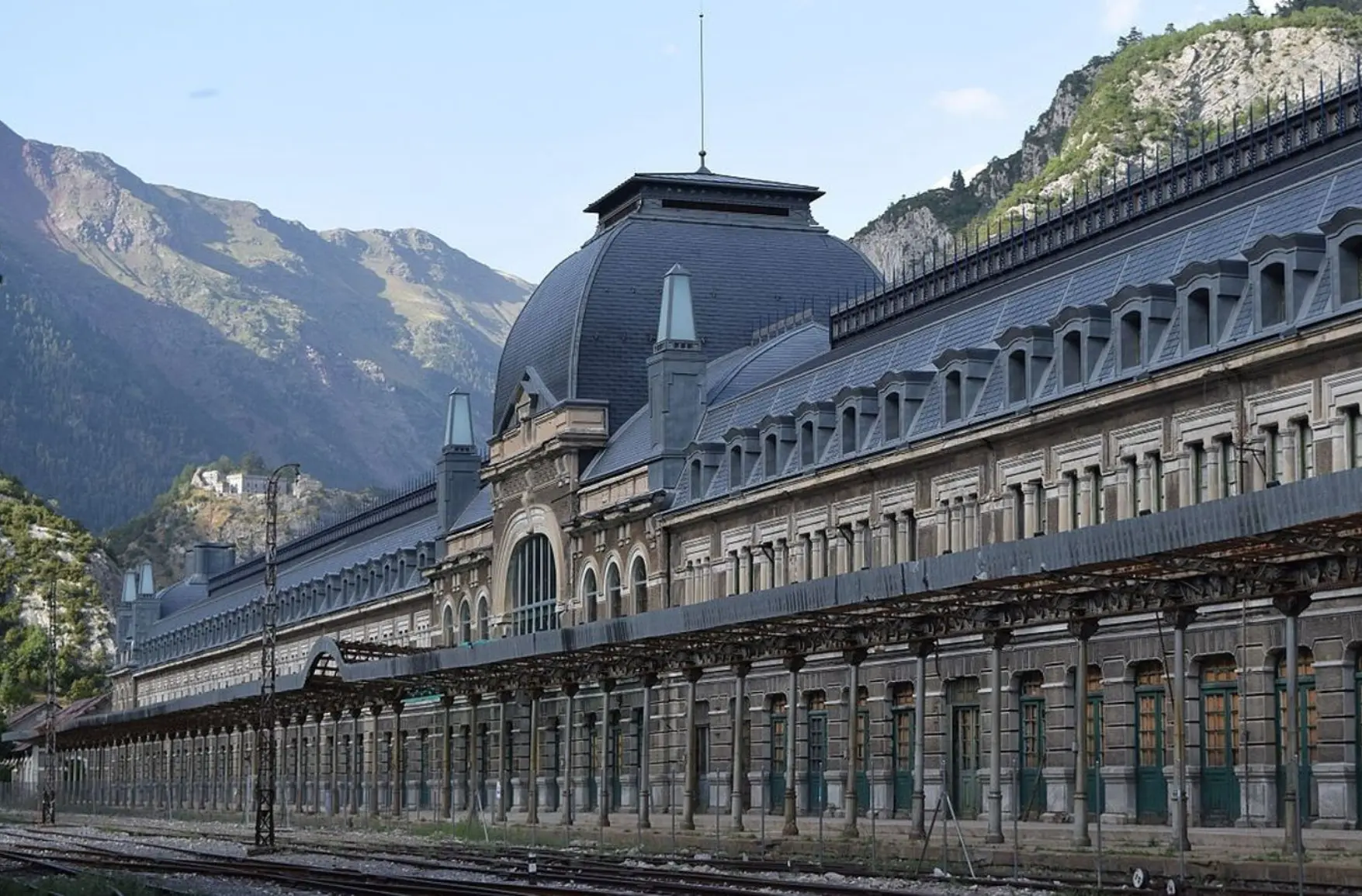 CANFRANC Y JACA