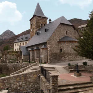 VALLE DE CHISTAU Y PINETA